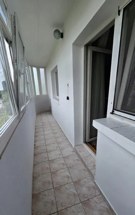 3 camere 2 bai l renovat l Metrou Timpuri Noi