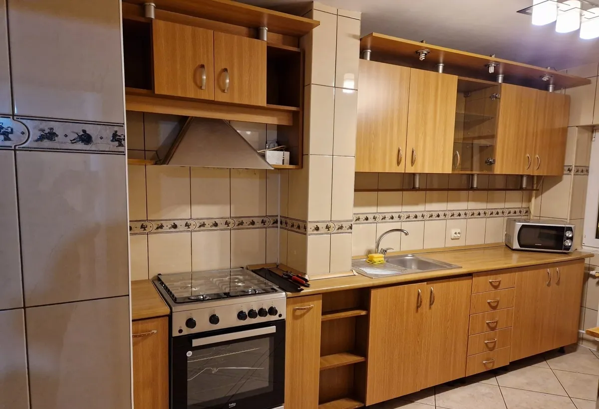 Sectorul 2 apartament cu 3 mobilat utilat langa Facultatea de Constructii