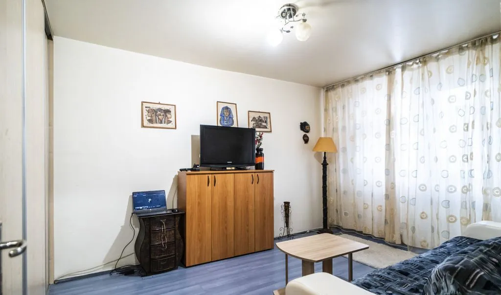 2 Camere bucatarie inchisa balcon mobilat/utilat 5 mi