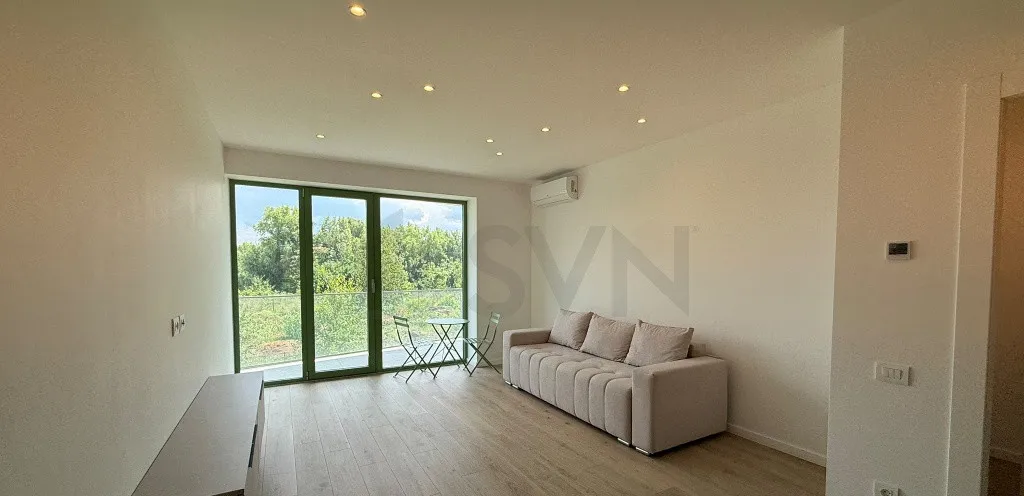 Apartament 3 camere Prima Vedere Lac