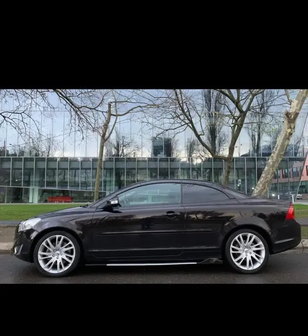 Volvo Cabrio C70 15 800 eur