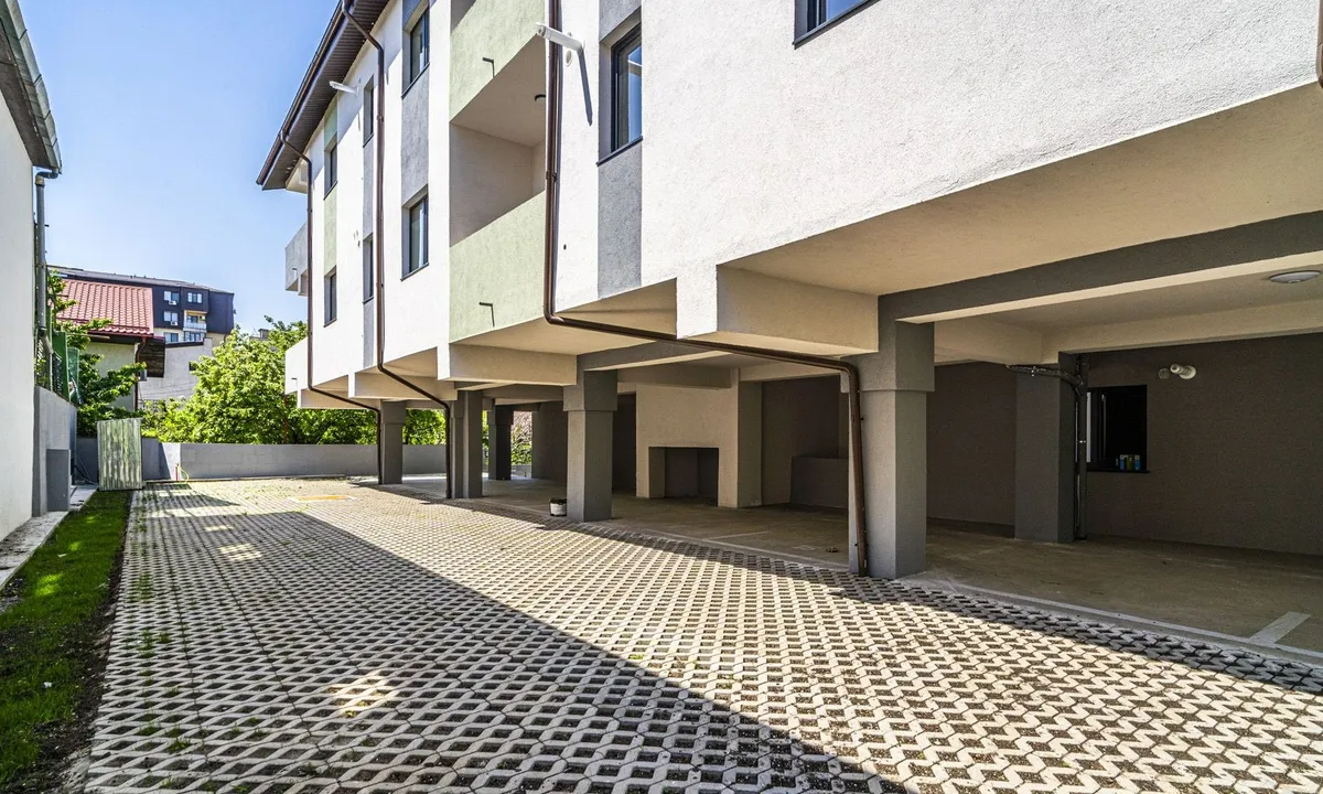 Militari 2 camere 58 mp decomandat etaj 1/4 metrou Pacii