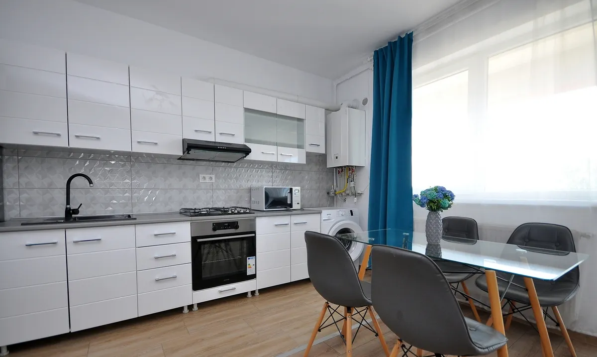 Apartament 3 camere Bloc 2020 Parcare Drumul Taberei Prel Ghencea