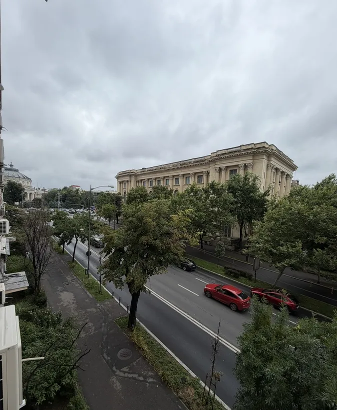 Calea Victoriei ap 2 cam etaj 2 balcon bloc solid vedere superba