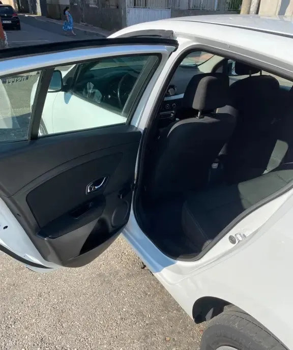 Renault Megane3 2013 2 300 eur