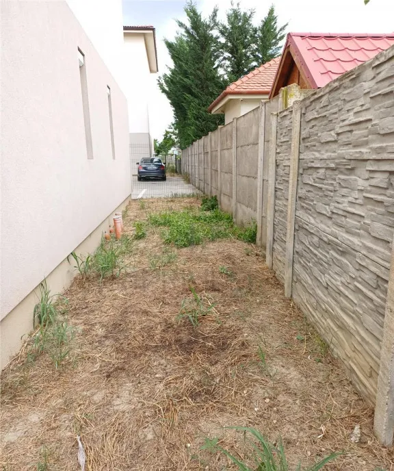 Chisoda gradina terasa 3 camere 2 bai incalzire pa