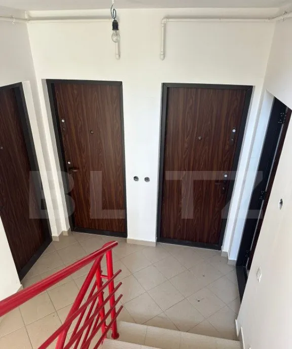 de investitie Casa impartita in 10 apartament
