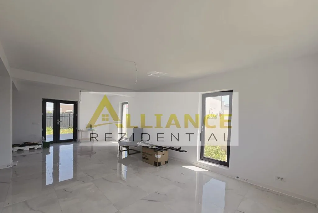 Vila 4 camere beci cartierul nou