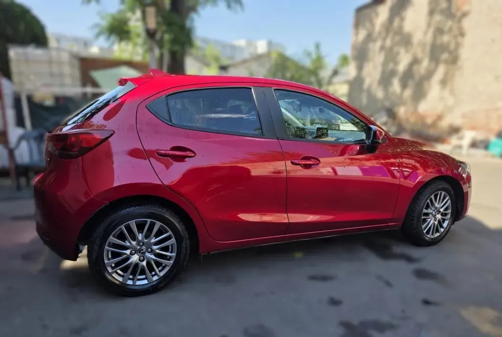 Mazda 2 2020 - 51 000Km 11 999 eur