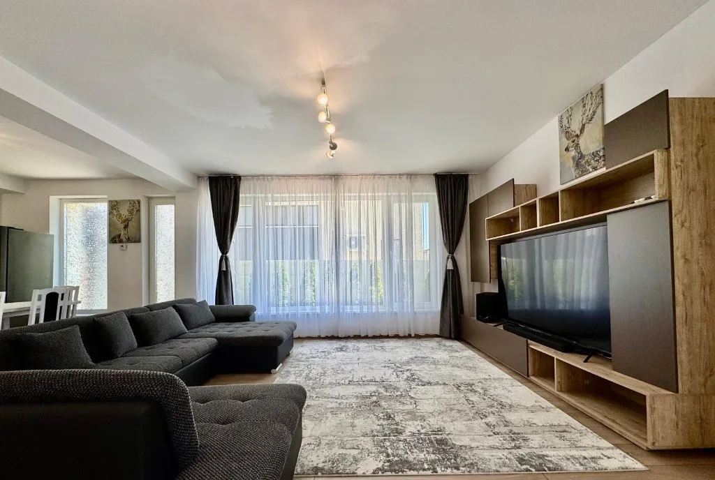 Vila premium 4 camere de inchiriat - Complex Aerocity Tunari