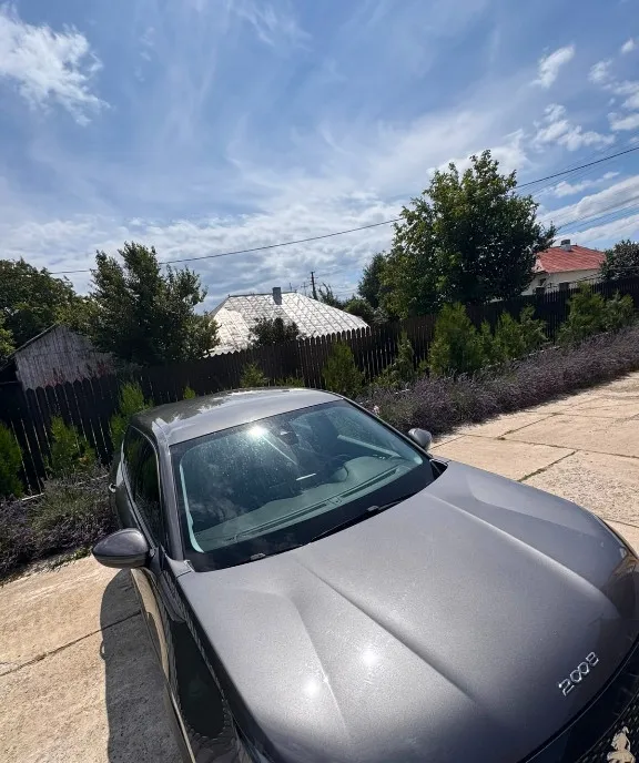 Peugeot 2008 Peugeot 2008 an 2020 km 104000 motor 1 2 13 500 eur