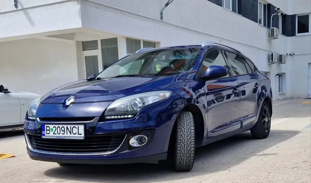 Renault Megane 3 motor 1 5 DCI 110cp an 2013 Full Option 4 100 eur