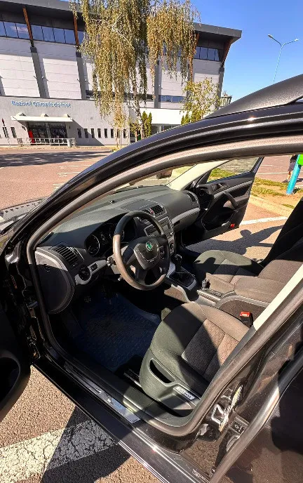 Skoda Octavia 2 Facelift 3 200 eur