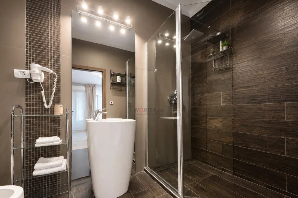 Snagov Lakefront Estate 3 000 mp teren ponton privat