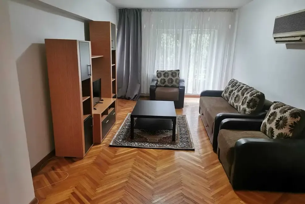 Apartament 2 camere bd Unirii