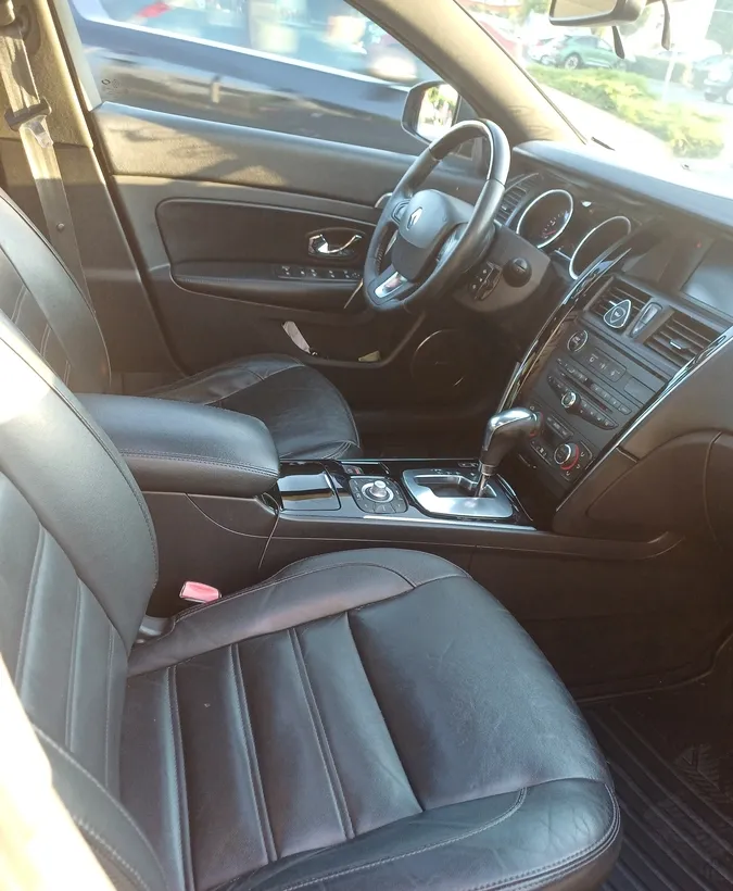 Renault Latitude
