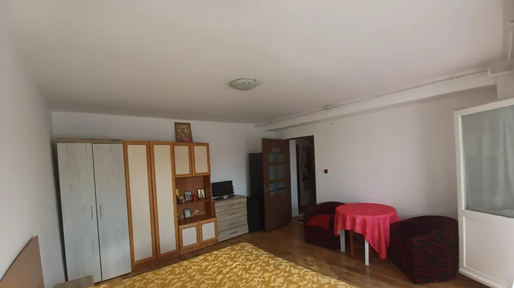 Apartament 2 camere de inchiriat Techirghiol central