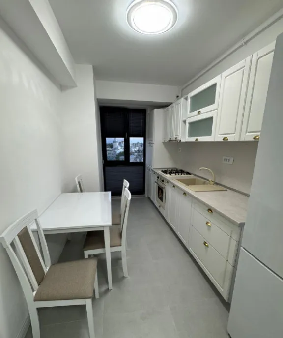 Apartament 2 camere situat in zona Inel ii Bloc nou