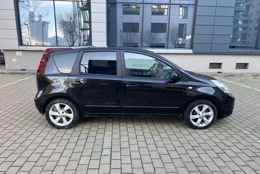 Nissan Note 2011 Fiabil si Spatios ndash Excelent pentru Oras / Naveta 2 700 eur