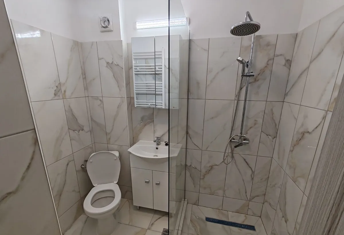 Apartament 2 camere str Serg Ilie Petre