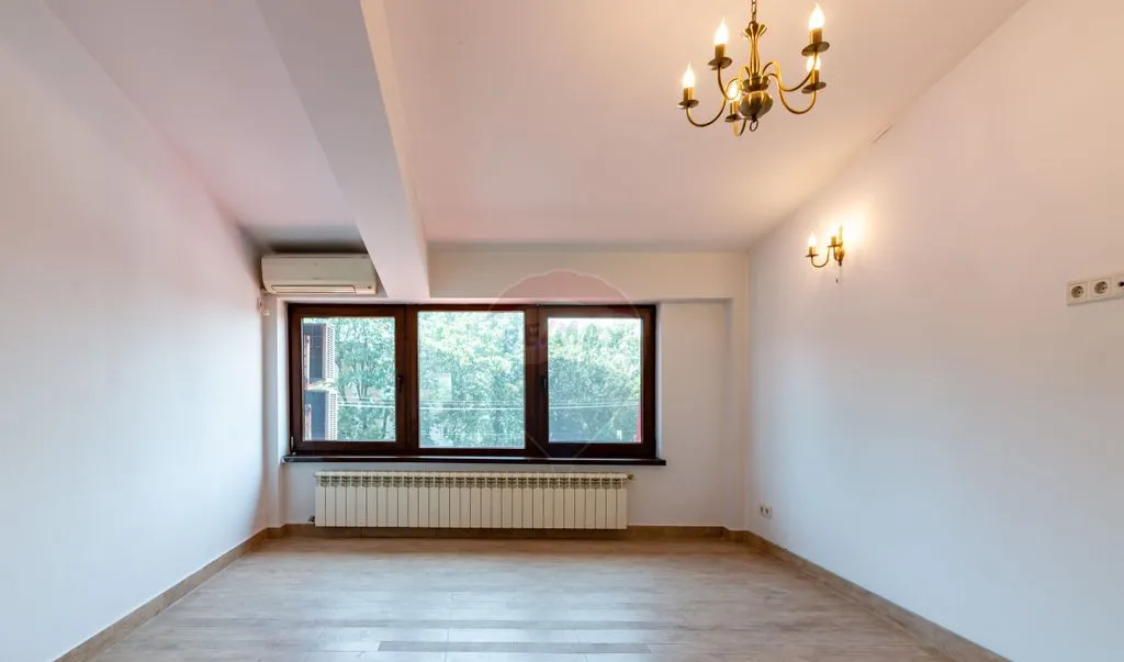 Vanzare Spatiu comercial Cladire Multifunctionala Ca
