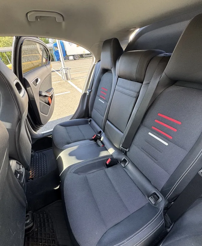 Mercedes Benz A 200