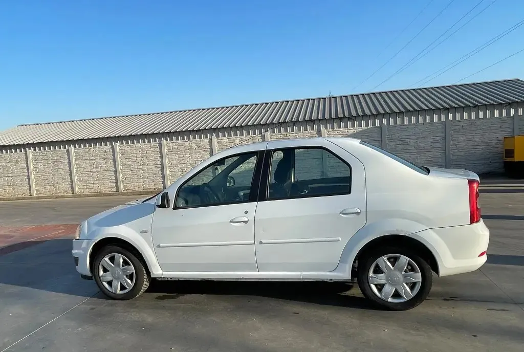 Dacia logan laureat 2013 2 000 eur