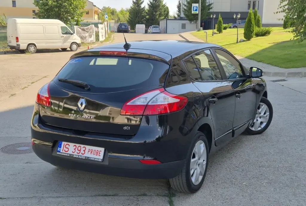 Renault Megane 2013 1 5 dCi 90 CP euro 5 / RATE fara avans 4 990 eur