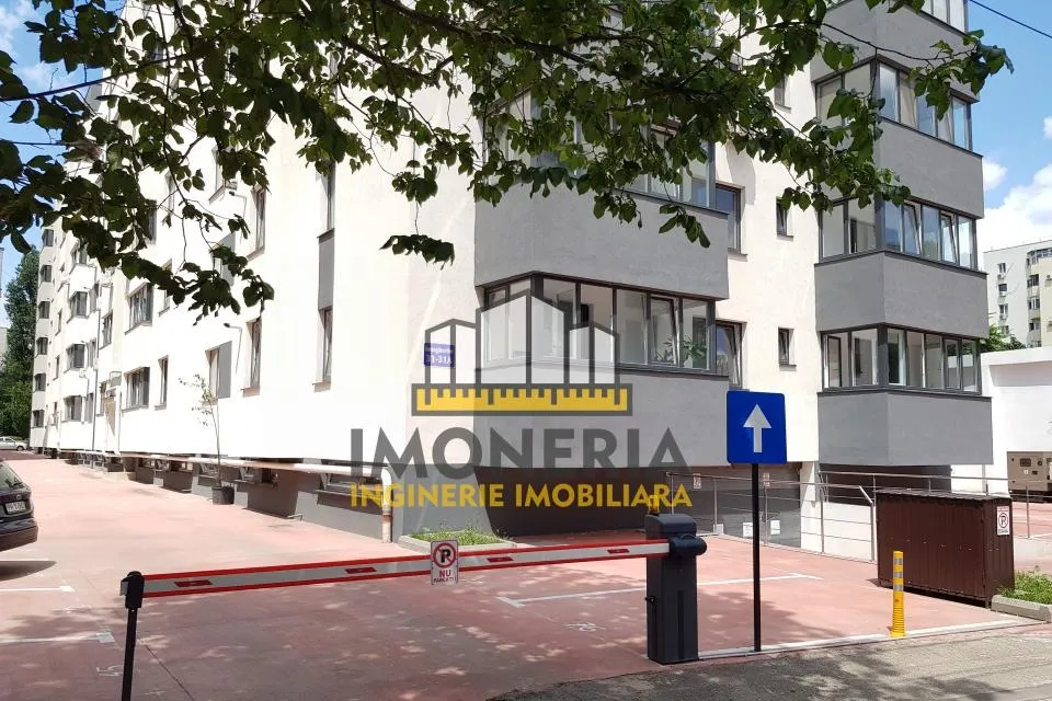 Doua camere decomandat centrala parcare subterana 0 comision bloc 2019