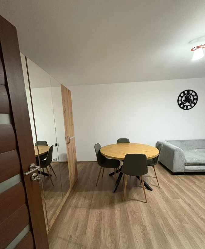 Bd Timisoara metrou 7 minute 2 camere an 1984 renovat