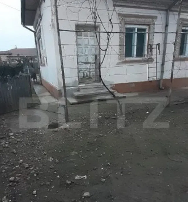 Casa cu teren generos 2 348 mp ideala extindere/agricultu