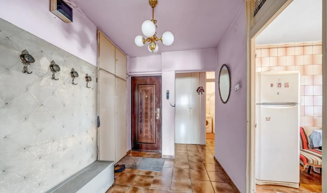 Colentina Apartament cu 3 camere 64 2 mp utili 2 bai Bloc 1985 Etaj 7/8 Sector