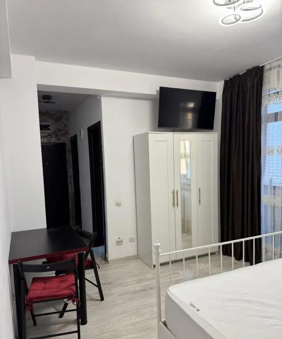Aparatorii patriei drumul cretestilor etaj 4