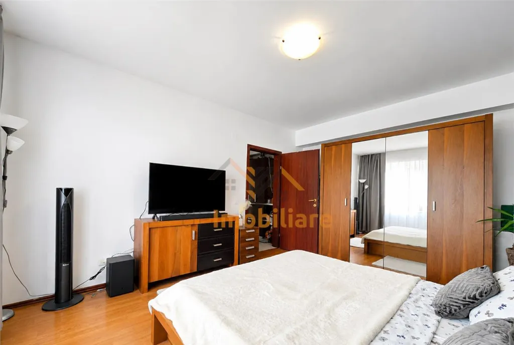Apartament 2 camere decomandat bloc 2009 iosia O
