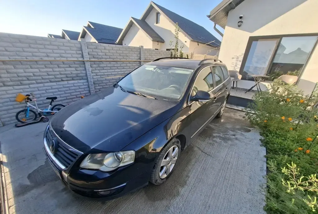 VW Passat B6 Variant 1 9 TDI 105 CP Climatronic Pilot Scaune icirc ncalzite Android 2 350 eur