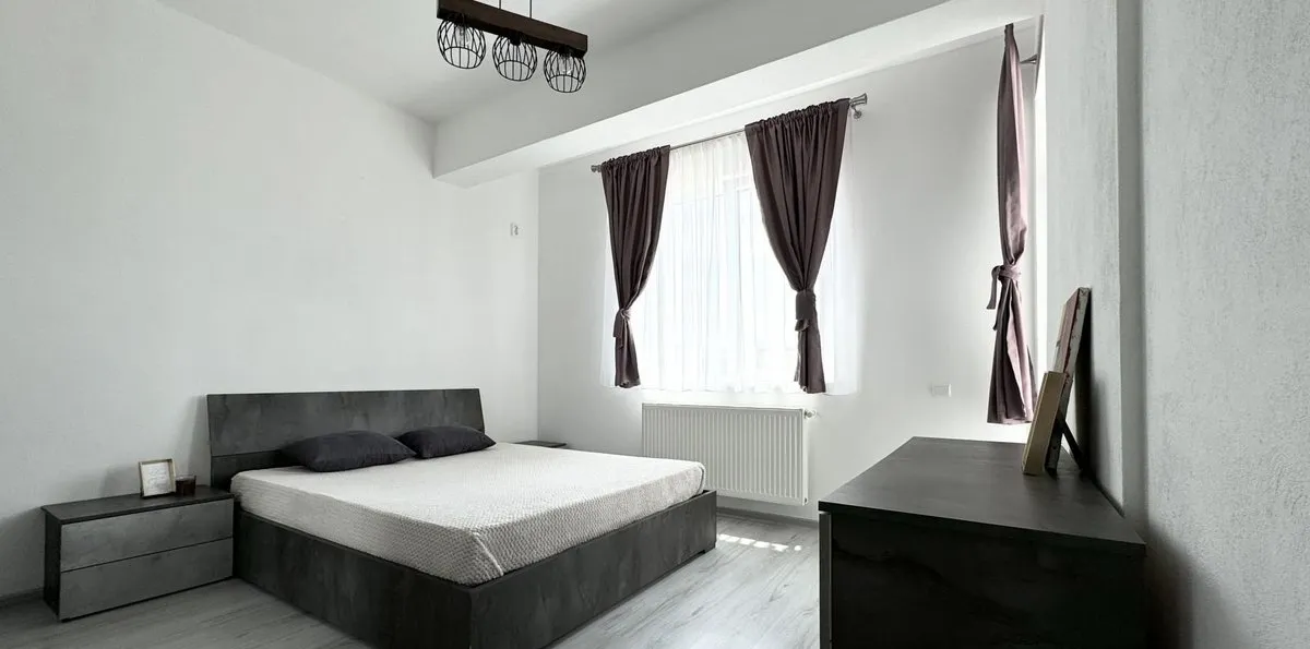 De inchiriat apartament 2 camere Parcul Teilor centrala proprie