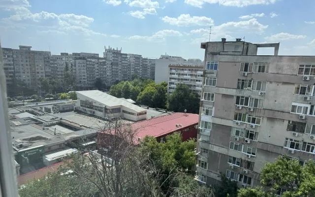 Militari piata Veteranilor