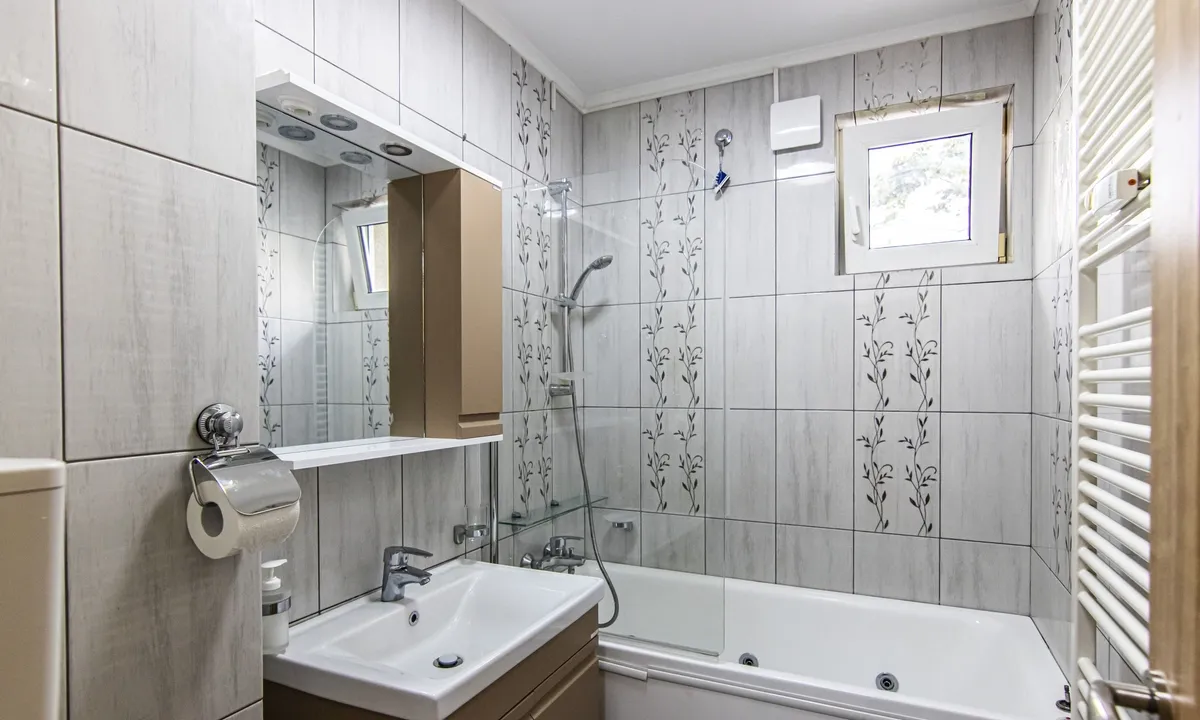 Drumul Taberei 2 camere decomandat Favorit mobilat si utilat loc de parcare