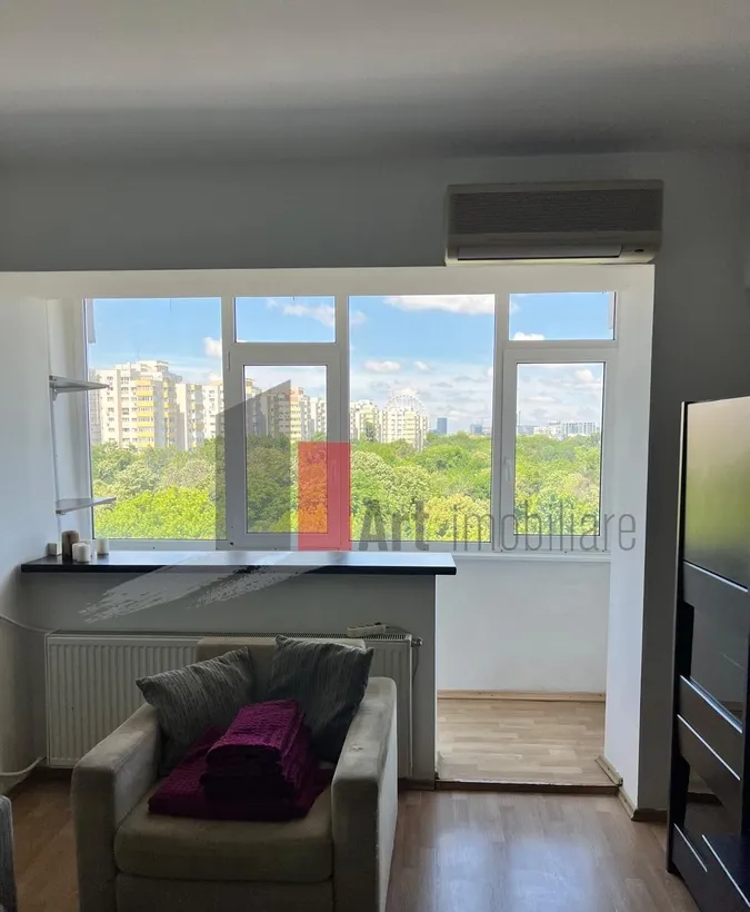 Trei camere vizavi de parcul Plumbuita