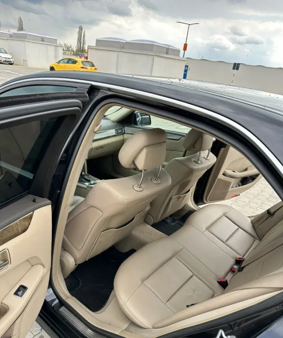 Mercedes Benz E200 36 500 lei