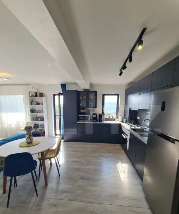 Apartament la cheie 3 camere lift 2 parcari subterane zo