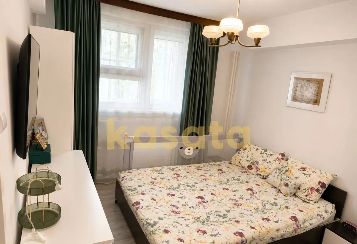 apartament 2 camere V luminoasa metrou etaj 5/10