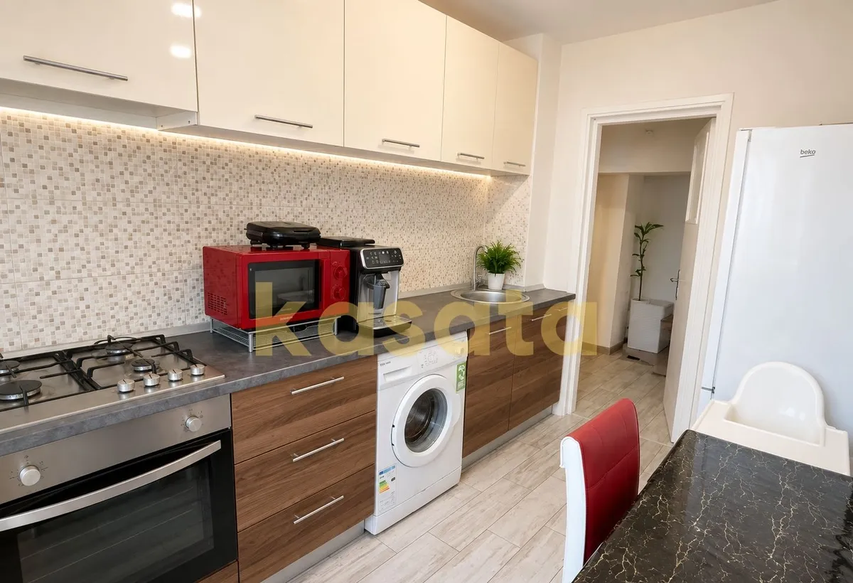 apartament 2 camere V luminoasa metrou etaj 5/10