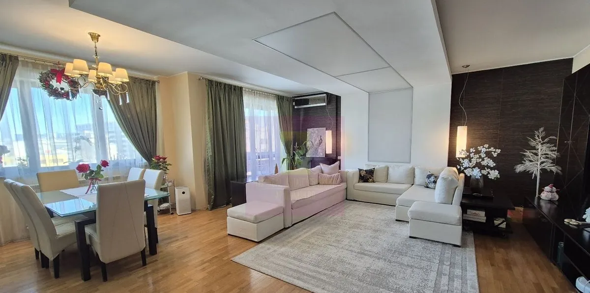 Apartament exclusivist cu parcare vedere Lac Flotreasca