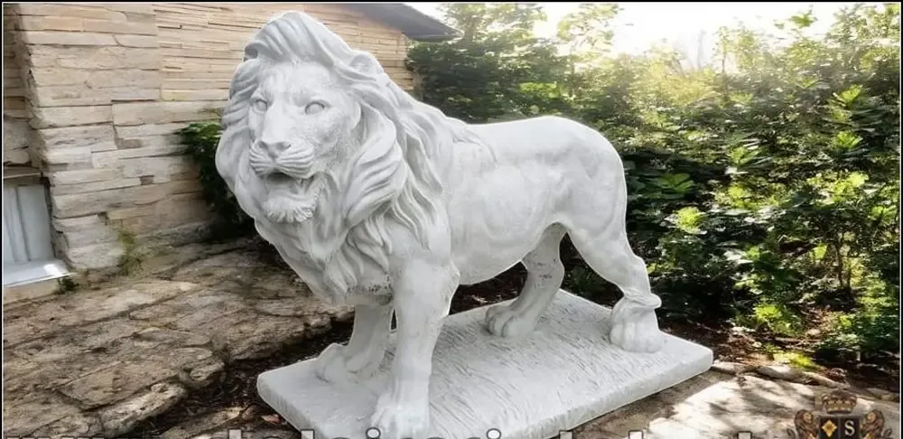 Statueta leu mare in picioare alb model S33