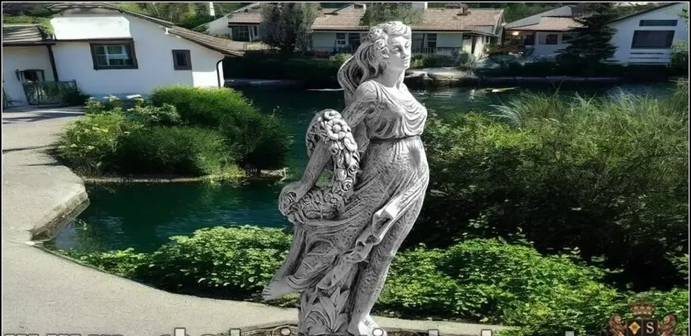 Statueta domnita cu flori gri patinat model S50