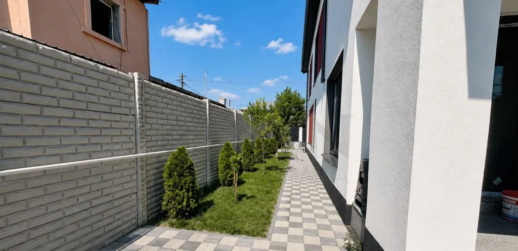 Vila tip Duplex I 5 Camere I Curte proprie I Chitila