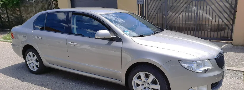Autoturism Skoda Superb 2011 1 8L Automatic 5 300 eur