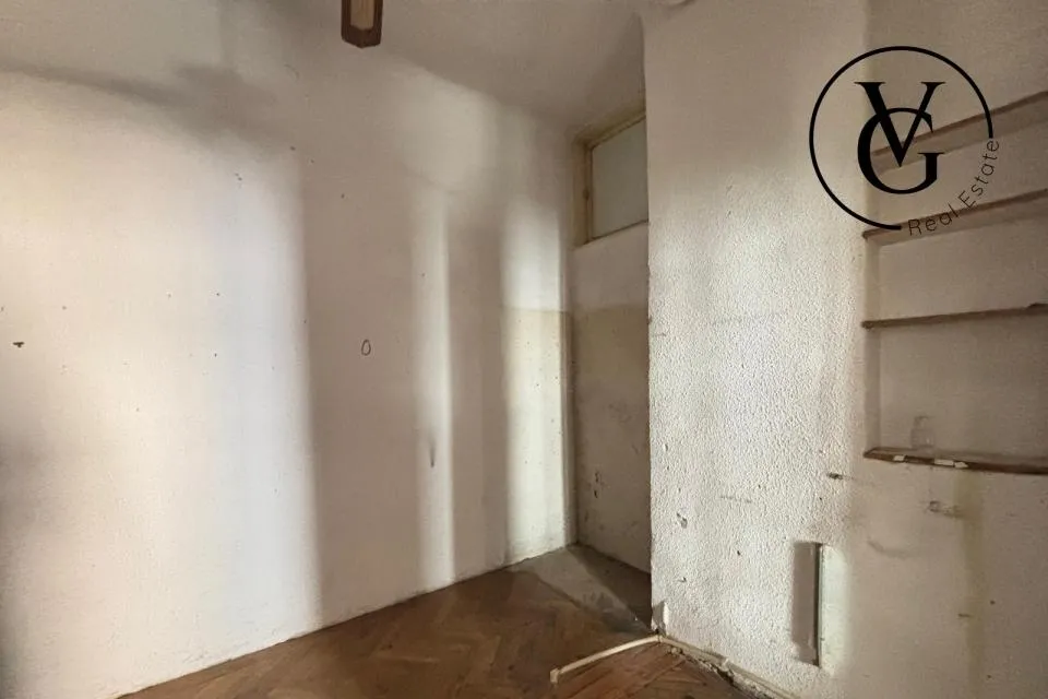 Calea Calarasilor Traian Cladire interbelica P 2E Teren 586 mp
