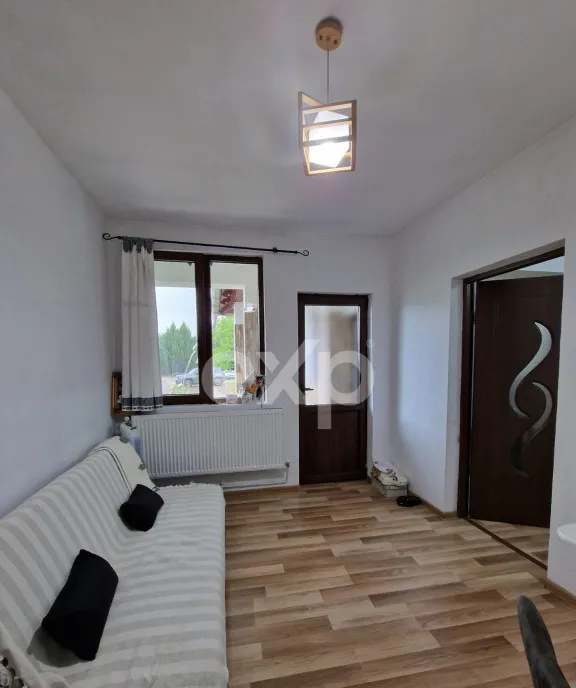 Casa cu piscina de vanzare - Razvad Dambovita